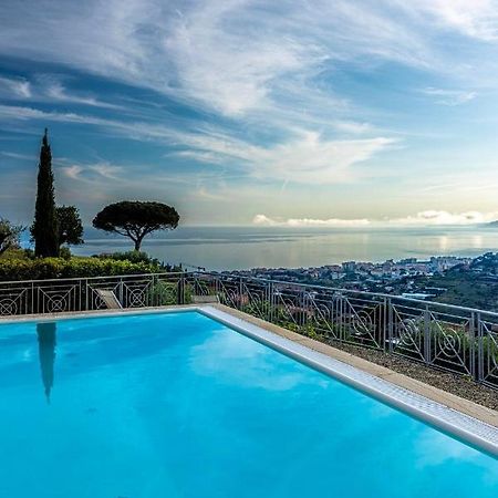 Villa Gaia - Luxury Villa, Pool & Wellness Rooms Bordighera Kültér fotó
