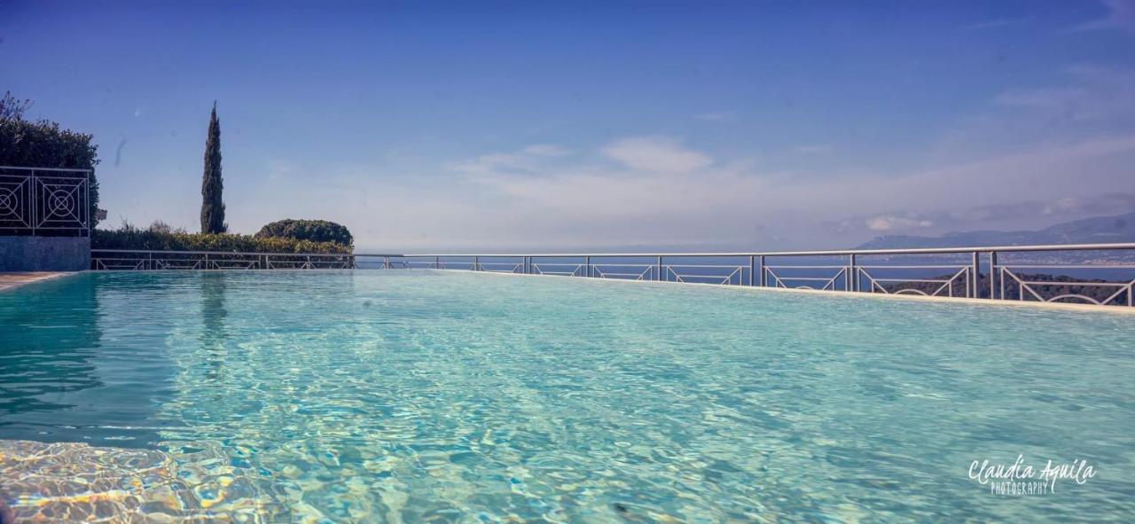 Villa Gaia - Luxury Villa, Pool & Wellness Rooms Bordighera Kültér fotó