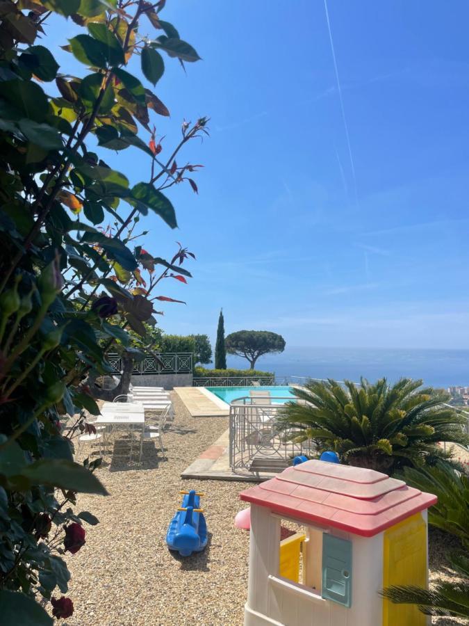 Villa Gaia - Luxury Villa, Pool & Wellness Rooms Bordighera Kültér fotó