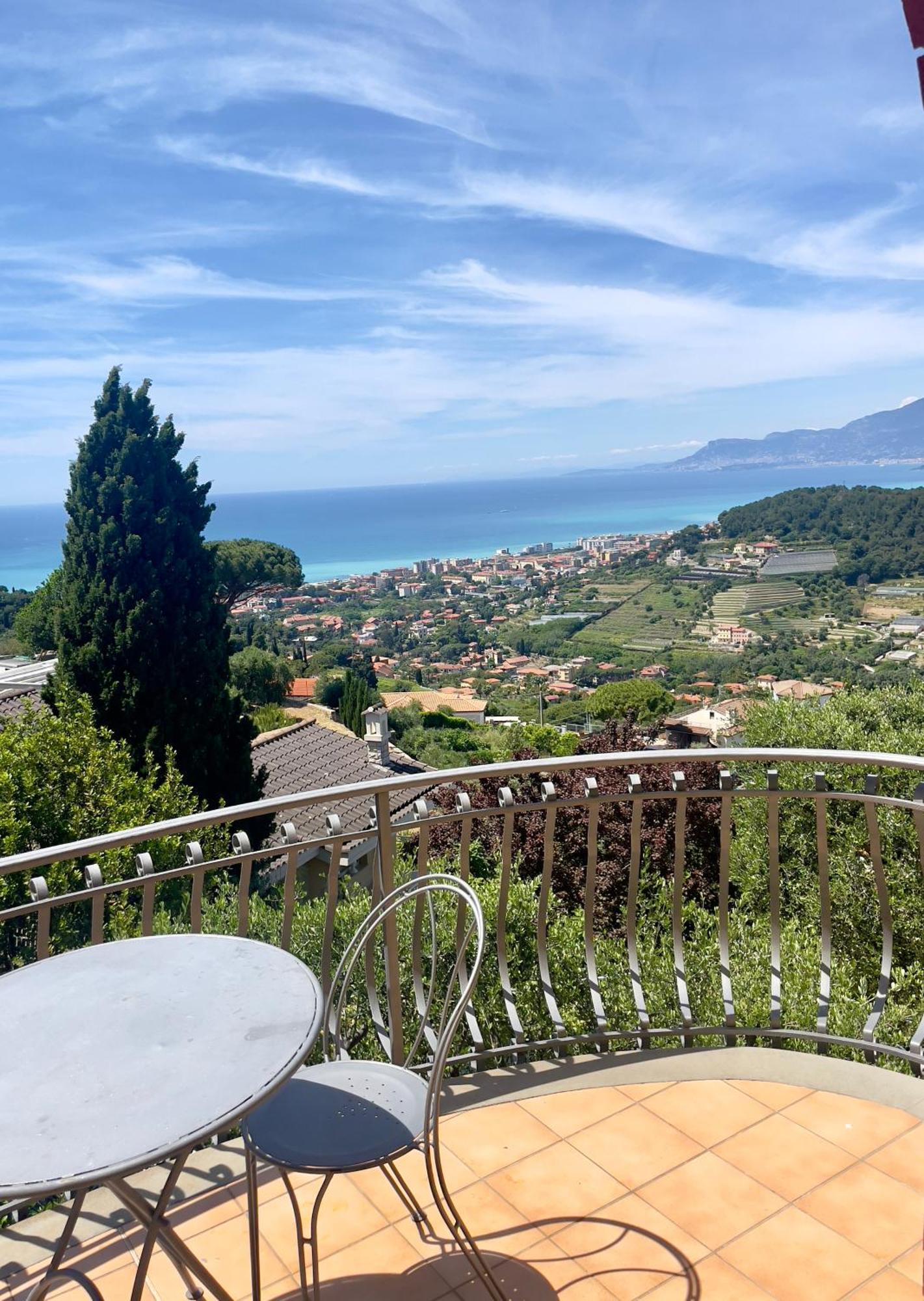 Villa Gaia - Luxury Villa, Pool & Wellness Rooms Bordighera Kültér fotó