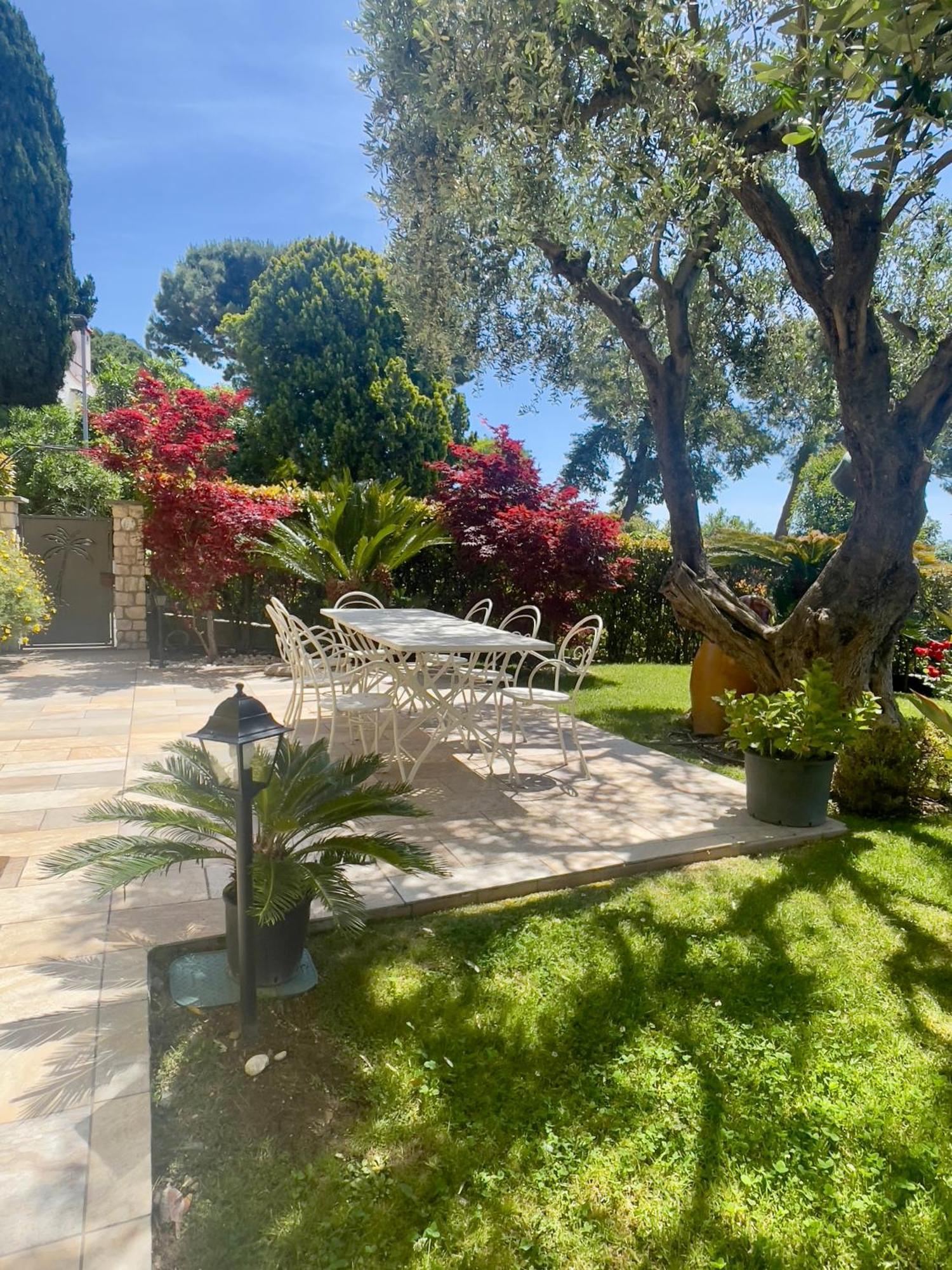 Villa Gaia - Luxury Villa, Pool & Wellness Rooms Bordighera Kültér fotó